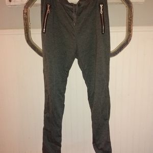 Lightweight sweatpants